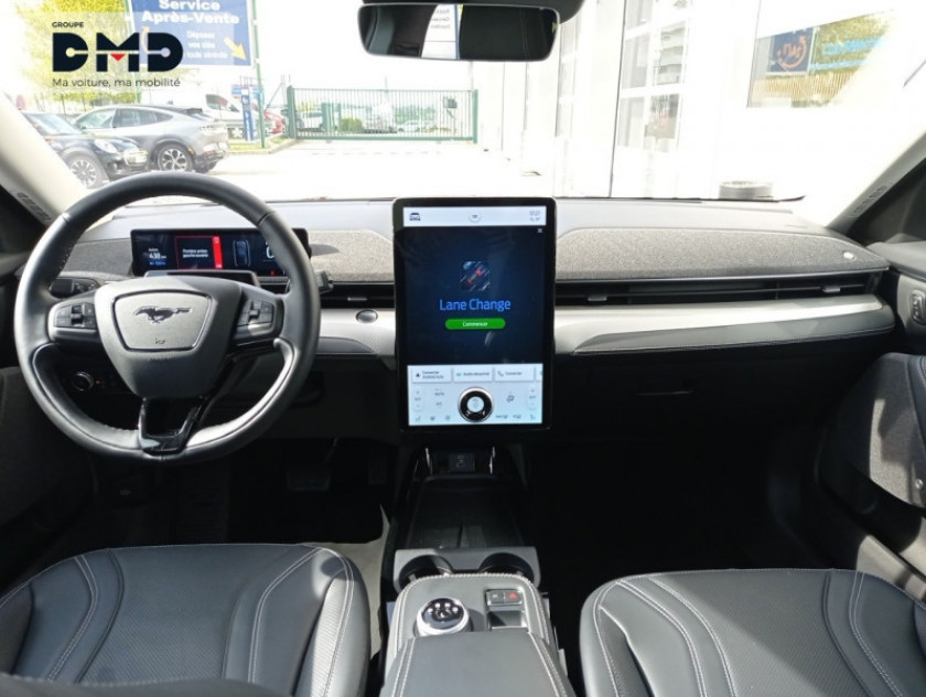 Ford Mustang Mach-e Extended Range 99kwh 294ch 7cv - Visuel #5