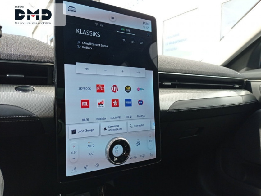 Ford Mustang Mach-e Extended Range 99kwh 294ch 7cv - Visuel #6