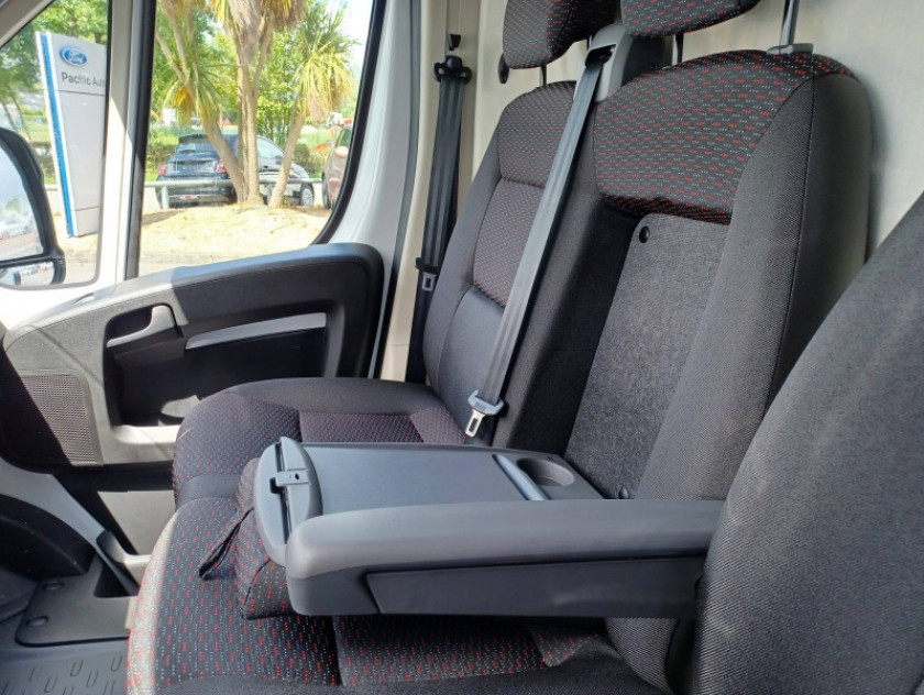 Fiat Ducato Fg 3.5 Lh2 H3-power 140ch Easy Pro (prix Hors Taxe 24 991.66 €) - Visuel #9